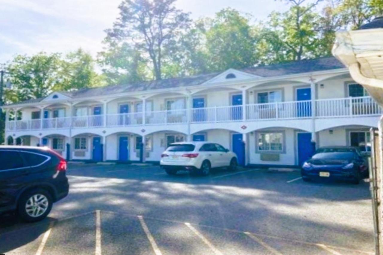 Studio Inn And Suites Galloway Exteriér fotografie